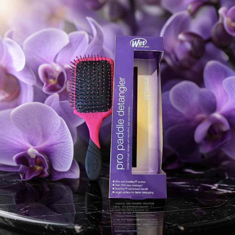 Wet Brush Pro Paddle Detangler – Ultra Soft IntelliFlex® Bristles – Pink & Black